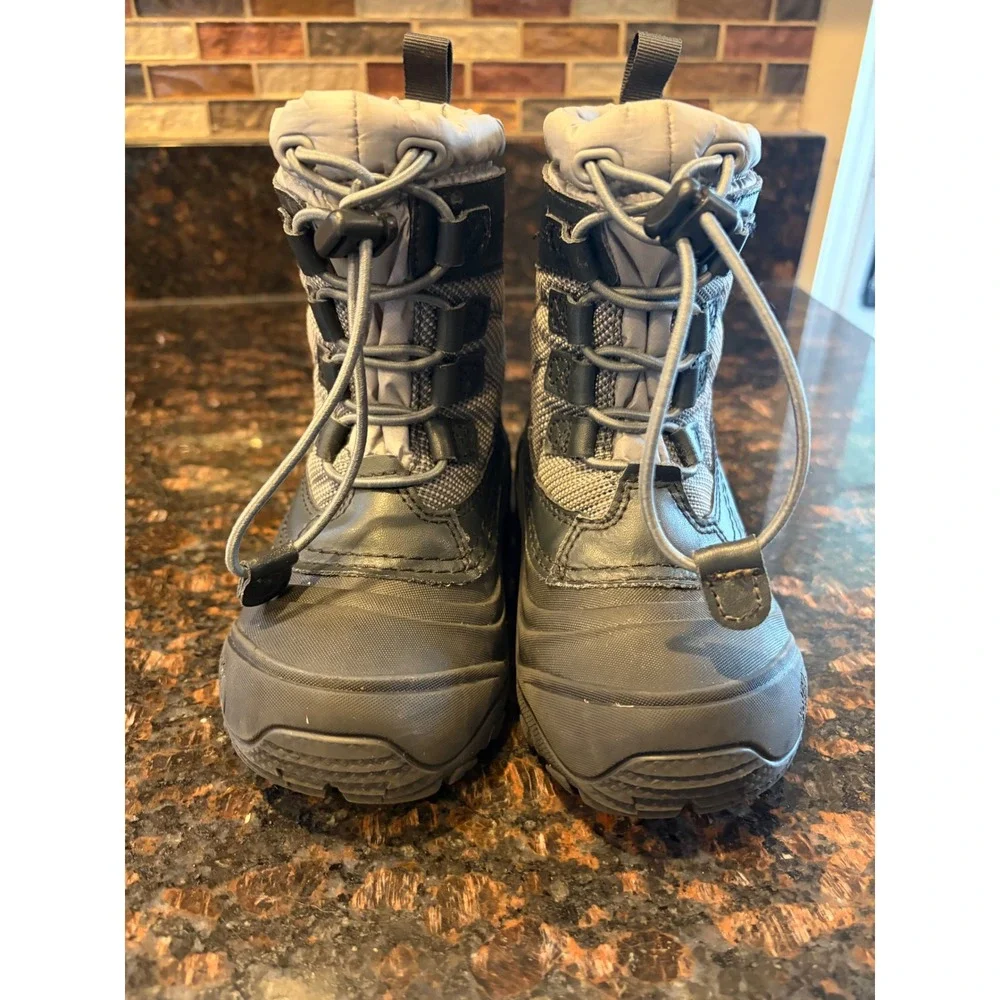 The North Face Alpenglow Snow Boots Toddler 10 Gray Black Waterproof Excellent